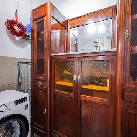 公寓 Il Campanile - Free Wifi & Private Parking