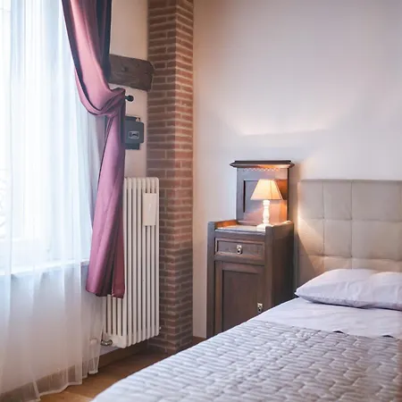 Il Campanile - Free Wifi & Private Parking