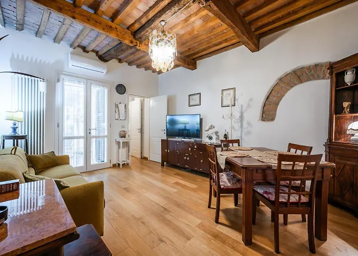 Il Campanile - Free Wifi & Private Parking Daire