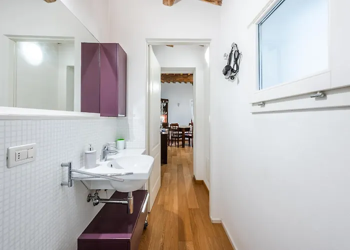 Il Campanile - Free Wifi & Private Parking *